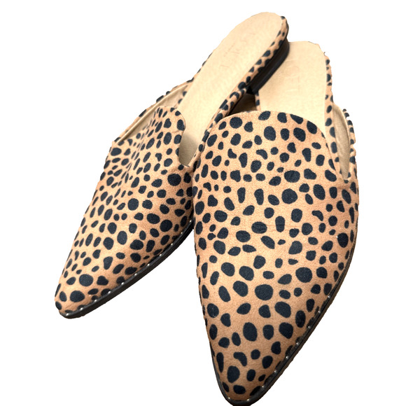 Animal Print Slip On Mules Women's 9 Pointed Toe Cheetah Western Brown Black EUC - Picture 1 of 11